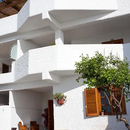 Lisca Bianca Bed & Breakfast 4*