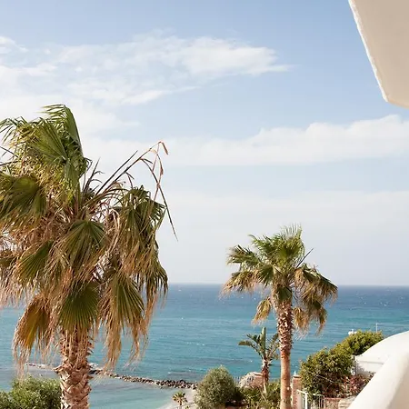 Lisca Bianca Bed & Breakfast