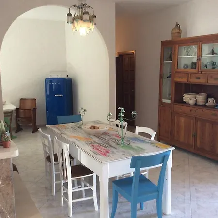 Bed & Breakfast Lisca Bianca 4*