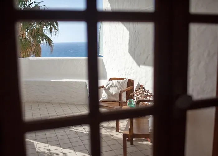 Frühstückspension Lisca Bianca 4*